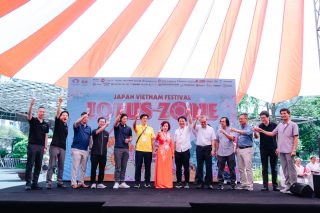 [BÁO NHÂN DÂN] – KHAI MẠC LỄ HỘI VIỆT-NHẬT LẦN THỨ 11 VỚI CHỦ ĐỀ “CÙNG NẮM CHẶT TAY NHAU, TRẺ EM-TRÁI ĐẤT-TƯƠNG LAI”